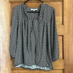 Dressy Loft Top -Large, Like New